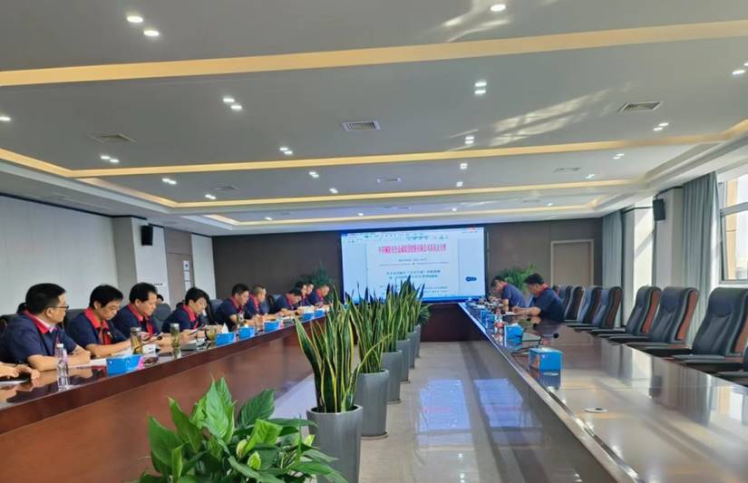 運用浙江‘千萬工程’經(jīng)驗案例，加強(qiáng)公司5S管理工作會議